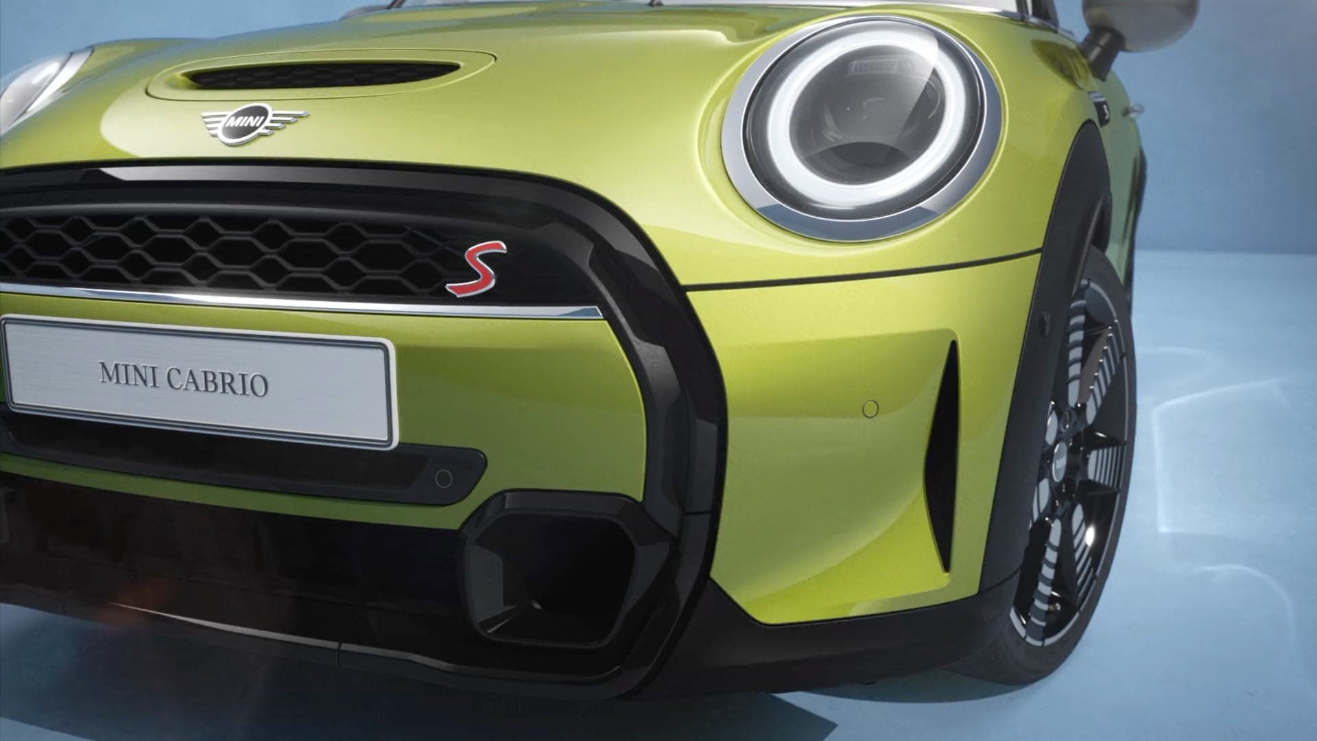 MINI Cabrio – izgled pozadi – žuti