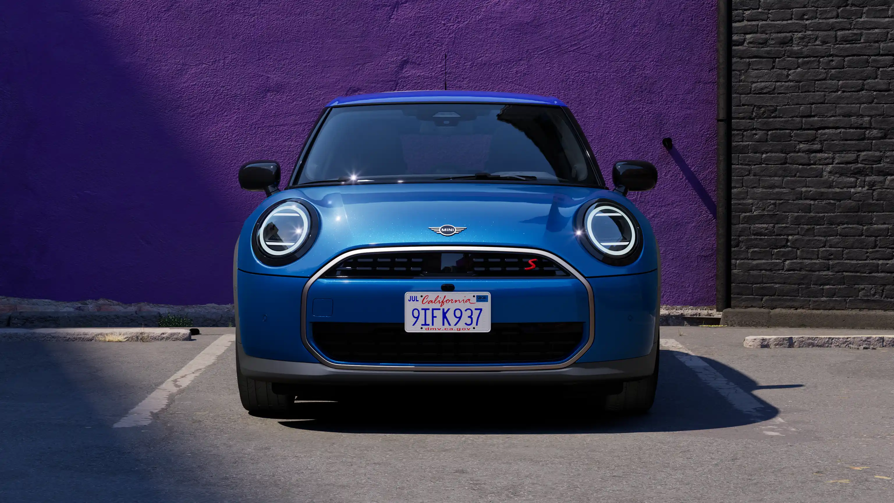 MINI Cooper sa 5 vrata - Kultni dizajn