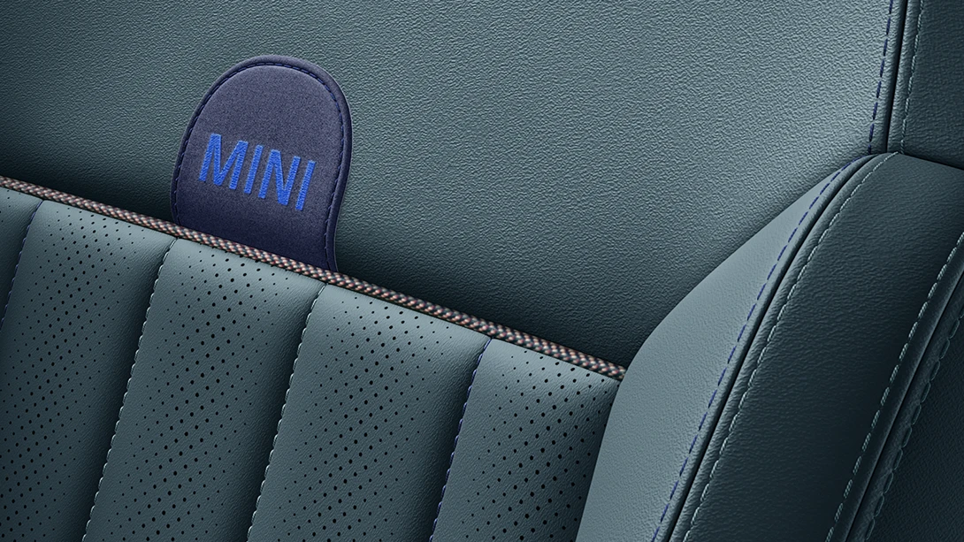 Prikaz Favoured sedišta MINI Countryman-a od Dark Petrol veštačke kože