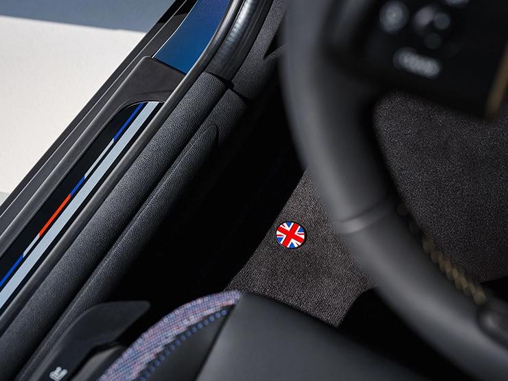 Pogled na ulazni deo MINI Cooper Oxford izdanja.