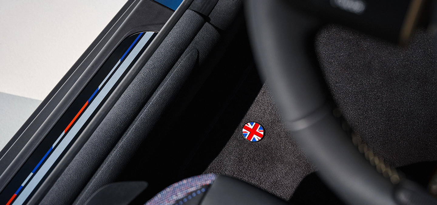 Pogled na ulazni deo MINI Cooper Oxford izdanja.
