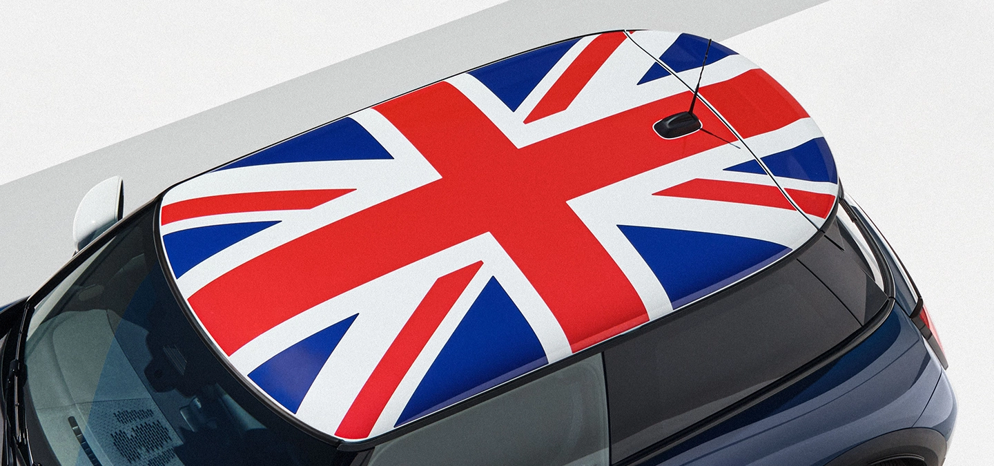 Pogled na MINI Cooper Oxford izdanje odozgo.