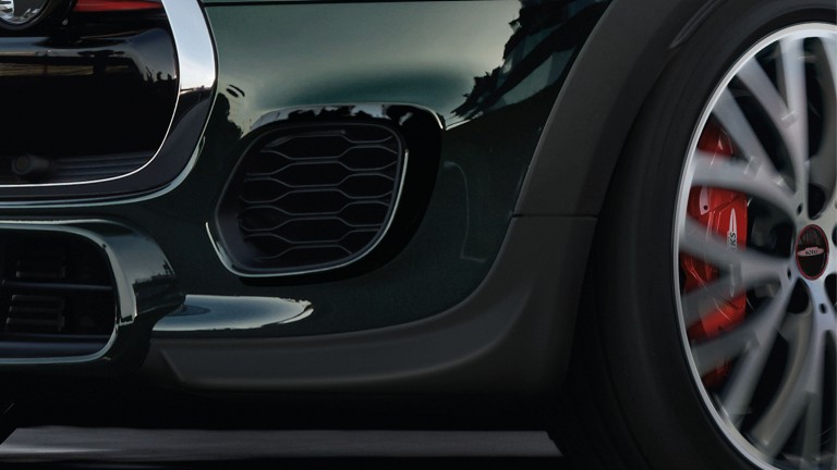 MINI John Cooper Works – crni komplet za branika – sportske pruge