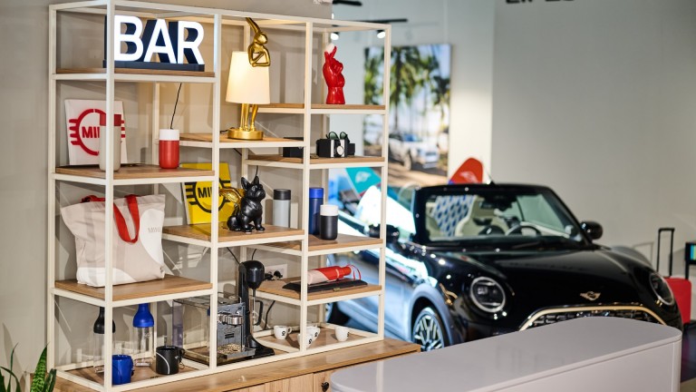 MINI World u Galeriji