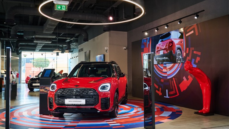 MINI World u Galeriji