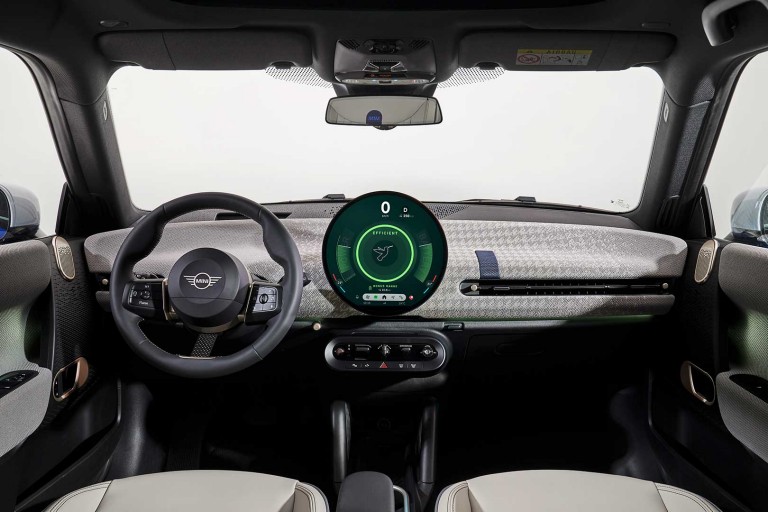 Novi MINI Cooper 2023
