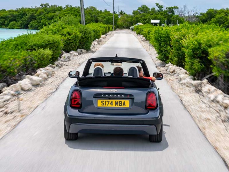 MINI CABRIO SRBIJA 