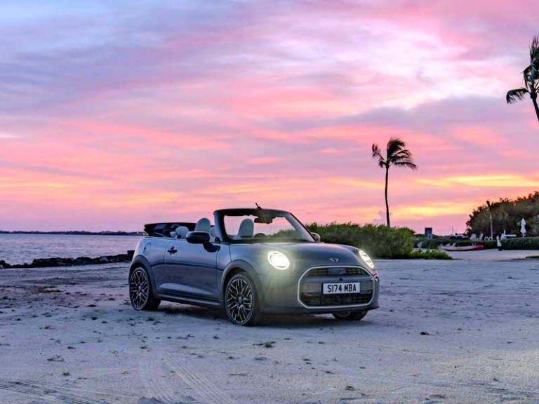 MINI CABRIO SRBIJA 