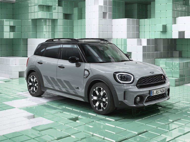 MINI Countryman Untamed edicija –  MINI Countryman Untamed edicija Plug-In Hibrid