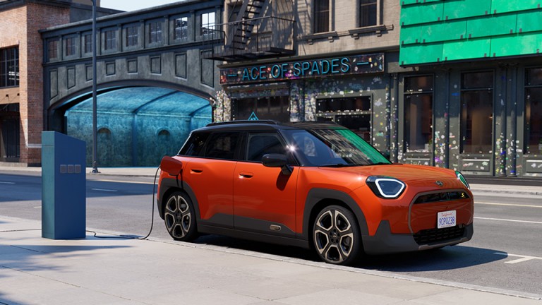 MINI Elektromobilnost - taktično punjenje