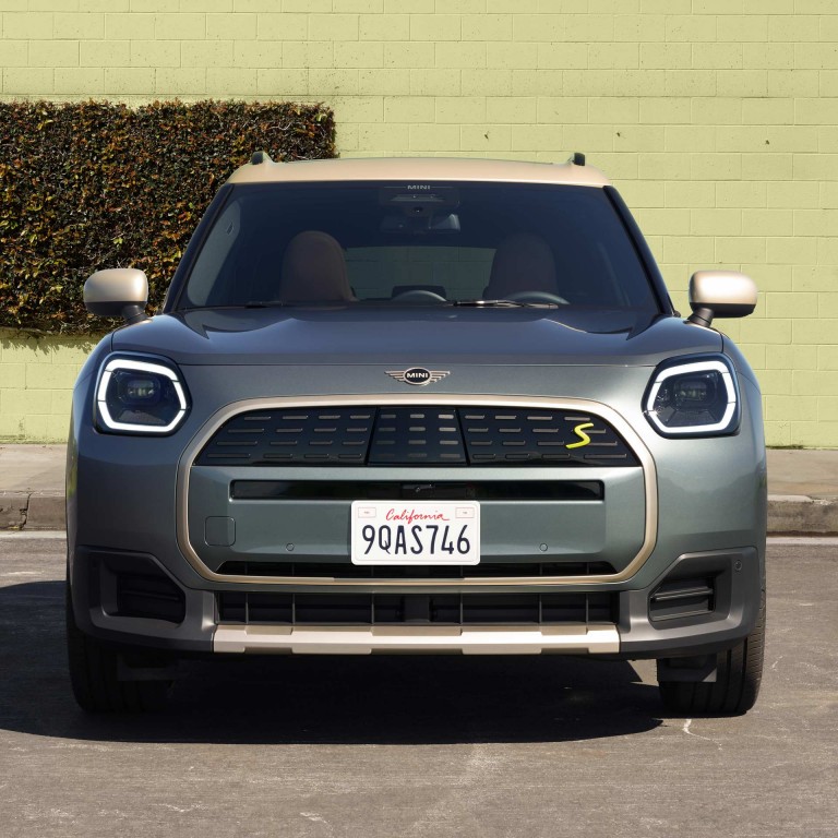 Potpuno električni MINI Countryman - mozaik - eksterijer
