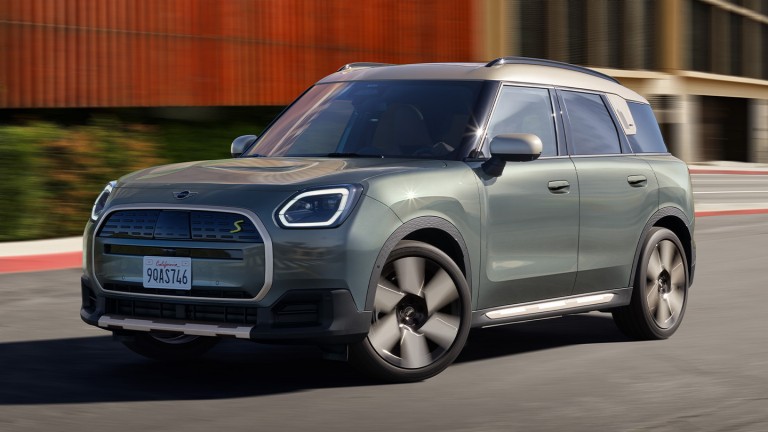 Potpuno električni MINI Countryman - mozaik - vozno iskustvo