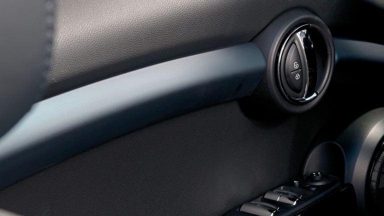 MINI CABRIO edicija Sidewalk – enterijer – presvlake i kabina