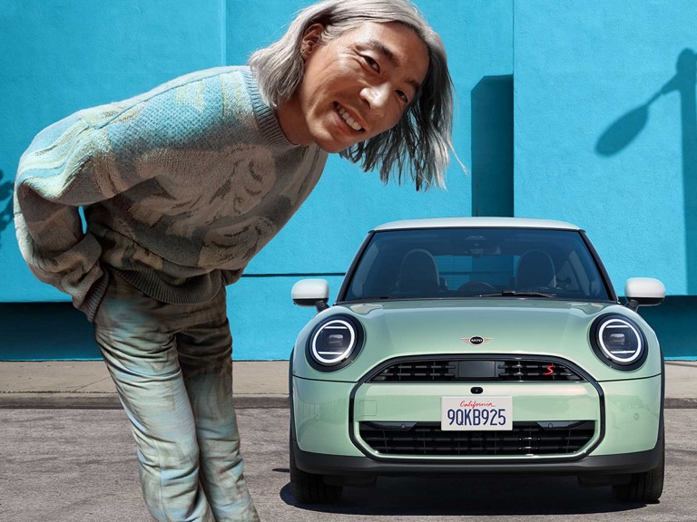 Mini Cooper sa 3 vrata - Finansijske usluge - pregled - stupite u kontakt sa nama