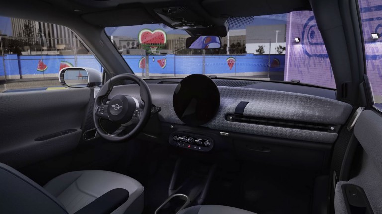 MINI Cooper sa 3 vrata - unutrašnjost - uvodni video