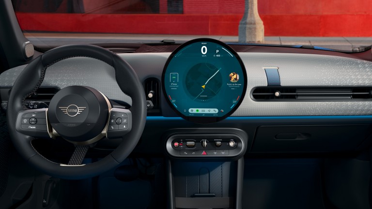 MINI Cooper sa 5 vrata - unutrašnjost - galerija experience režima - volan