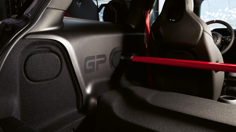 MINI John Cooper Works GP – zaštitna šipka – bočni paneli