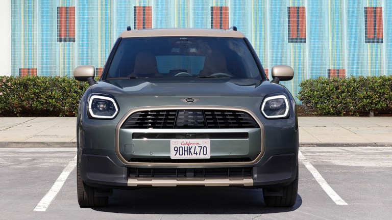 MINI Lizing - MINI Countryman - prednji prikaz