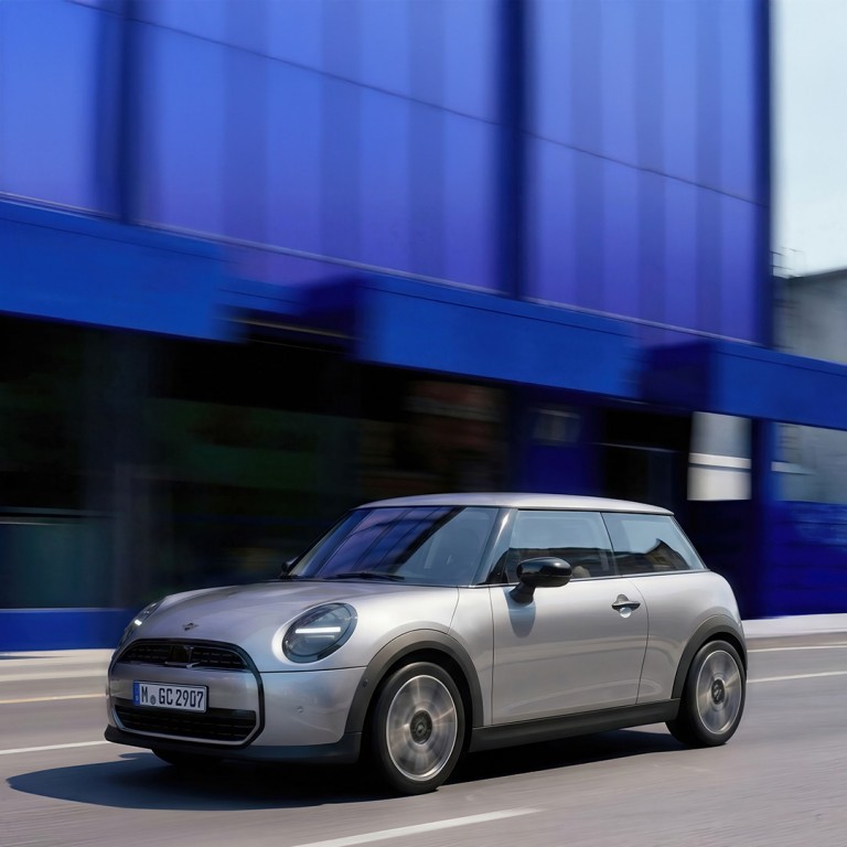 Rezerviši MINI Cooper za 29.900€